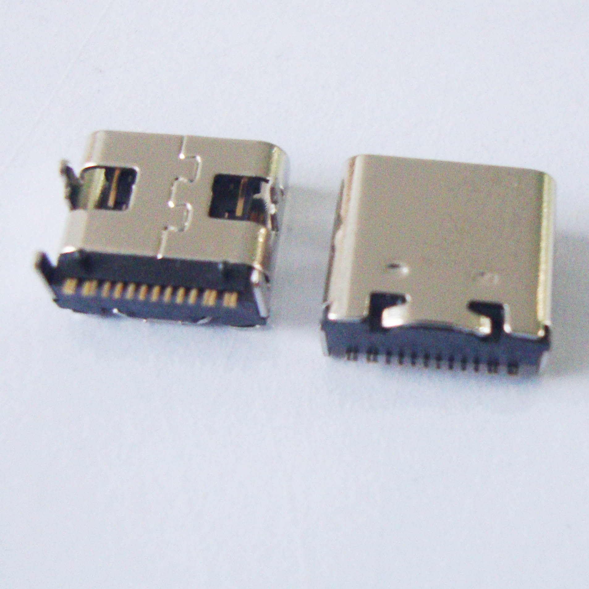 CMUCF661030 usb type c 16 pin shell through hole solder tail smt Quality is better