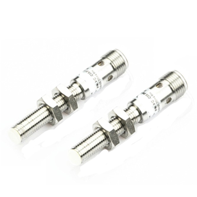 CMSNS611011 dc 10-30 V 6.5 mm diameter sensor NPN normal open inductance sensor
